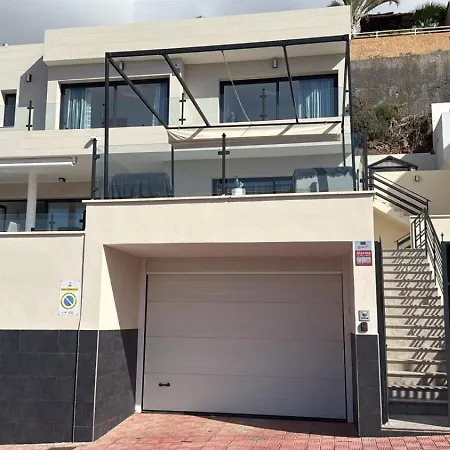 Zulu Villa